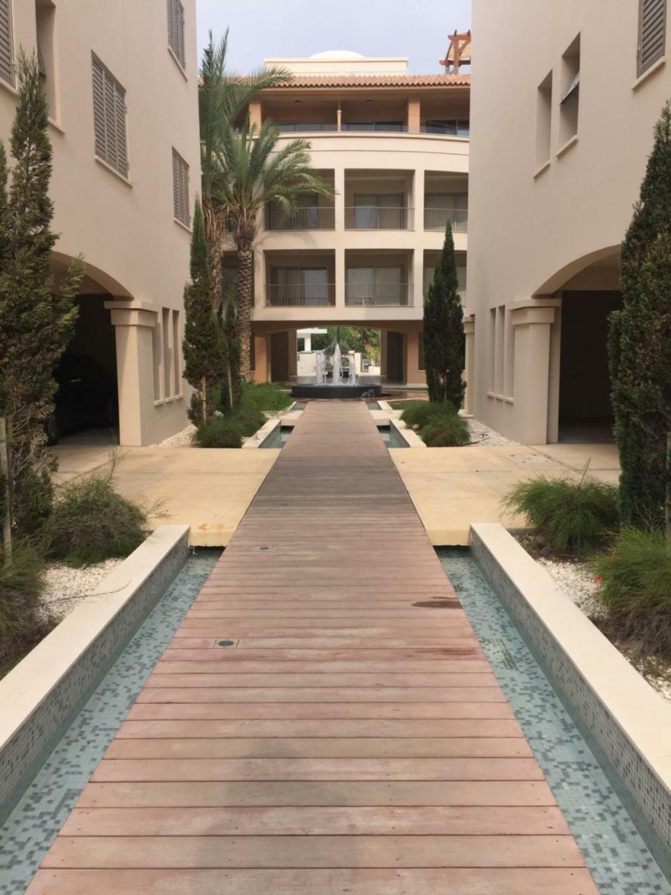 Lingna Luxury Apartment Lighthouse Paphos Exteriér fotografie
